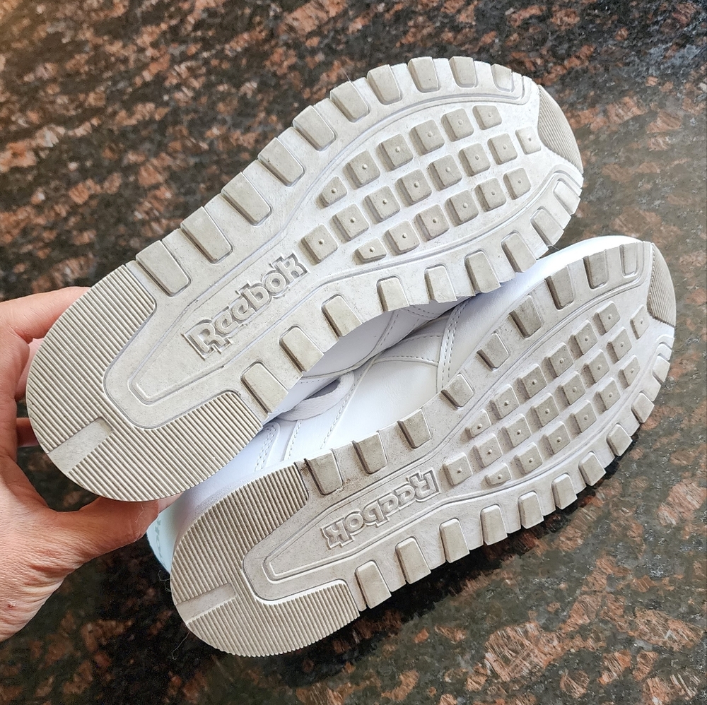 COPY - Reebok white sneakers - Picture 14 of 16